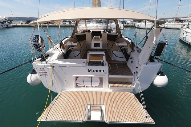 bareboat yacht charters croatia